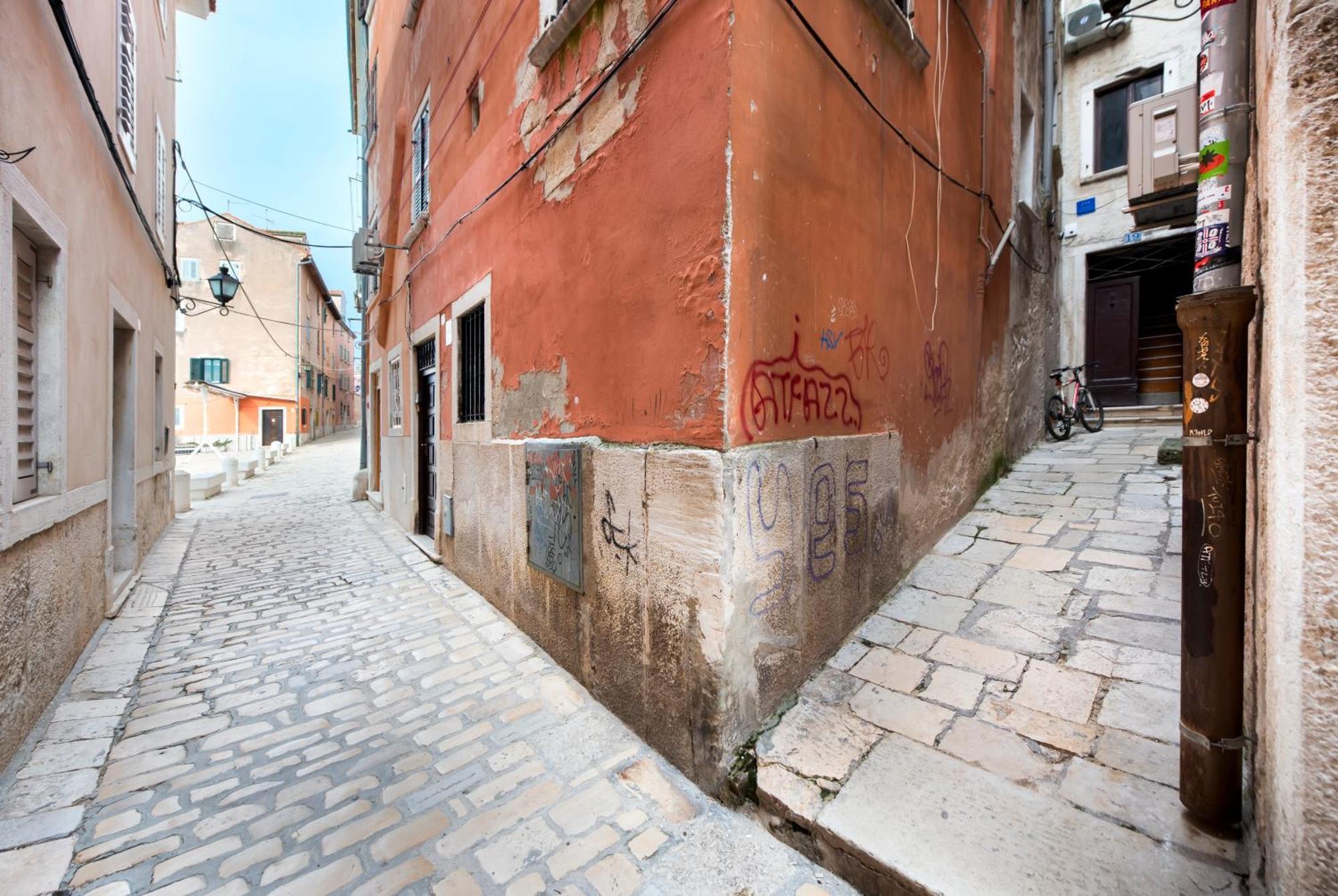 Apartment Leo Rovinj Extérieur photo